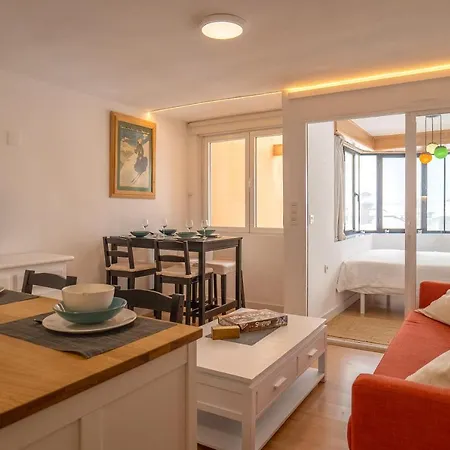 Escuela Cost Impala Plaza Apartamento